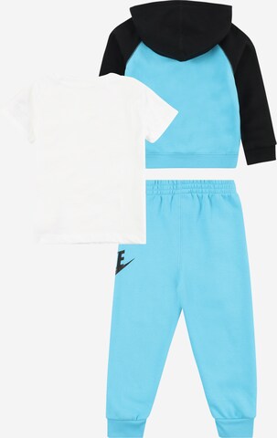 Nike Sportswear Set in Blau