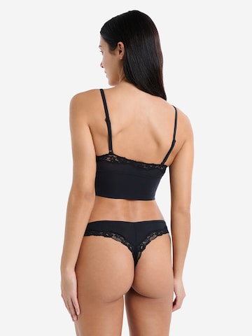 ETAM - Triángulo Sujetador 'Pure Soft Lace' en negro