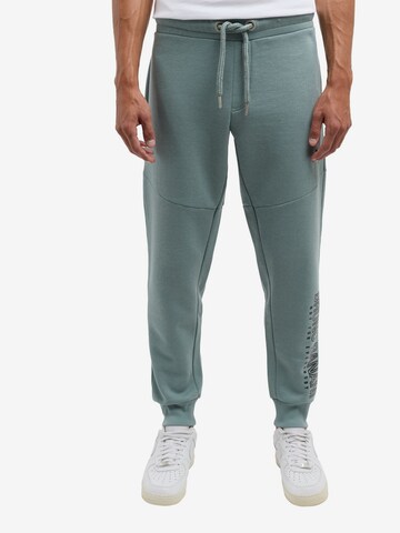 Effilé Pantalon 'BUCHANAN' BRUNO BANANI en vert : devant