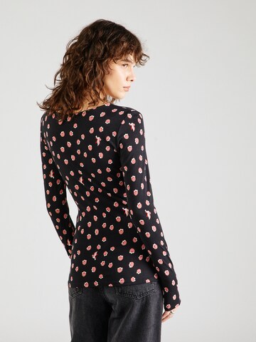 Blutsgeschwister Shirt 'Hot Knot' in Black