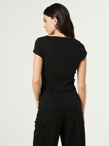 Next - Camisa em preto