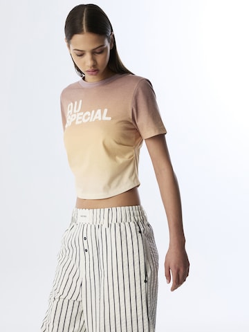 Twist Shirt in Yellow