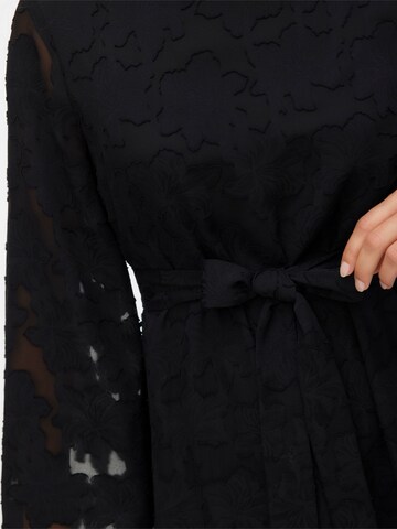 VERO MODA Kleid in Schwarz