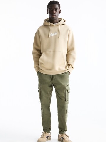 Pull&Bear Tapered Cargobroek in Groen