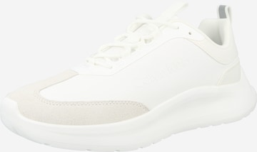 Baskets basses Calvin Klein en blanc : devant