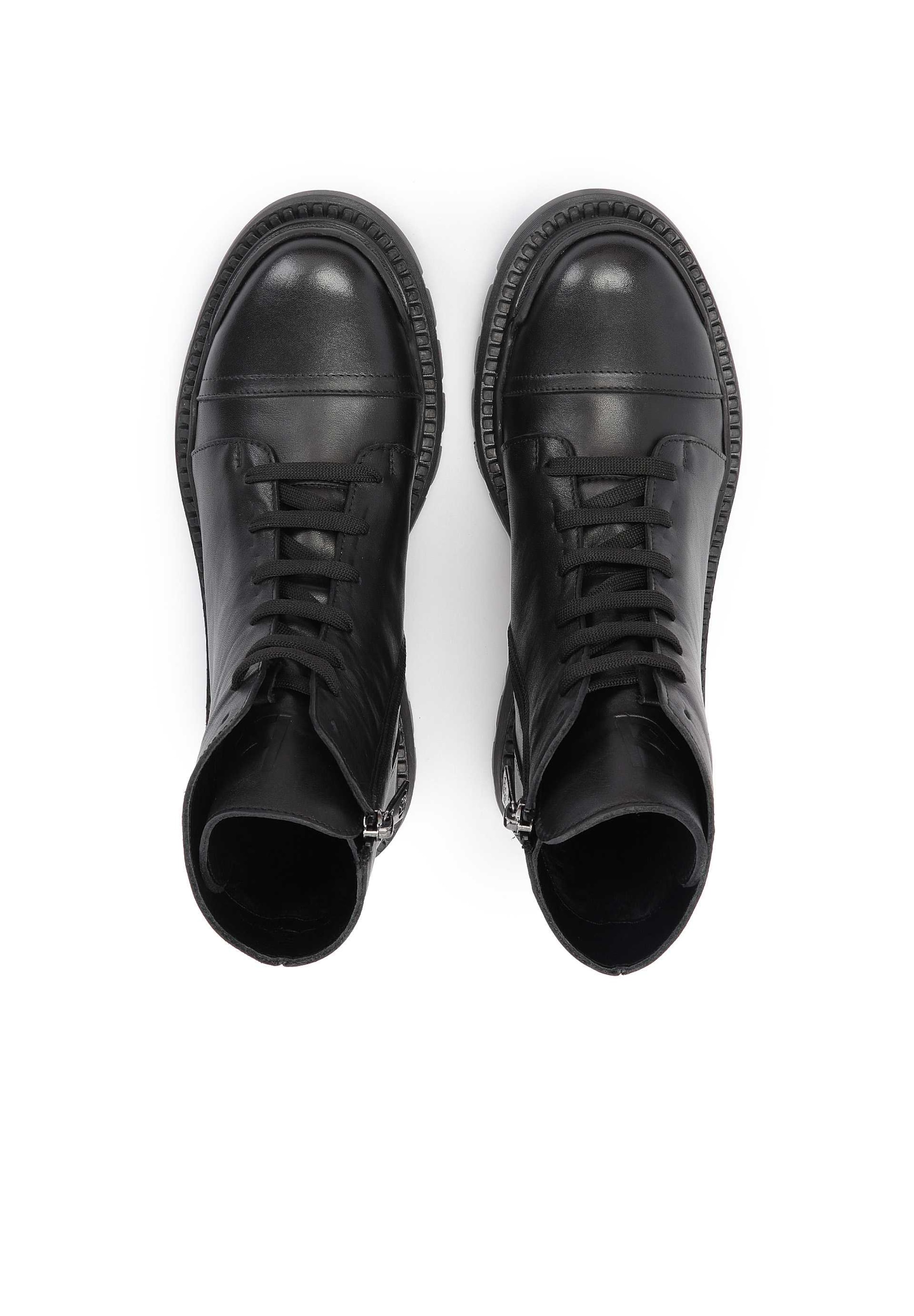 Kazar Lace-up bootie in Black