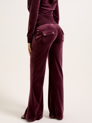 Juicy Couture Bootcut Hose in Rot