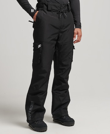 Regular Pantalon de sport 'ULTIMATE RESCUE' Superdry en noir : devant