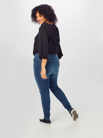 Noisy May Curve Slimfit Jeans in Blau