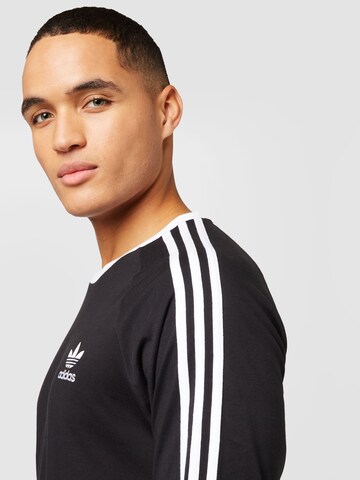 ADIDAS ORIGINALS T-shirt 'Adicolor Classic' i svart