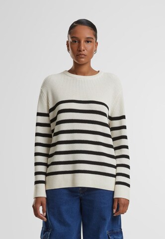 Urban Classics Sweater in Beige: front