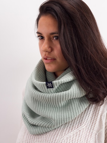 Manufaktur13 Tube Scarf in Green