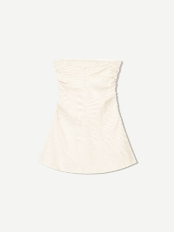 Bershka Kjole i beige