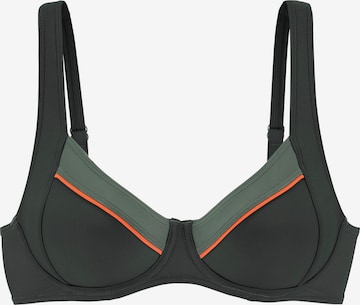 LASCANA T-shirt Bikini Top 'Yuna' in Green: front