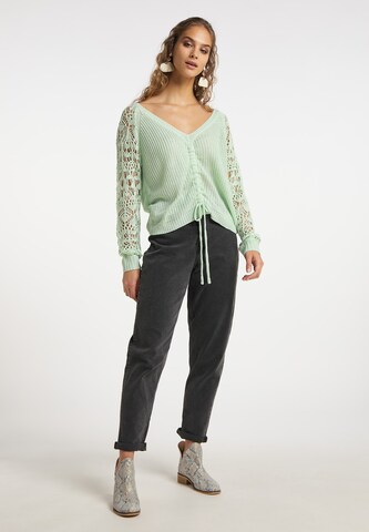 Pullover di IZIA in verde