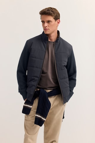 Vestes en maille bugatti en bleu : devant