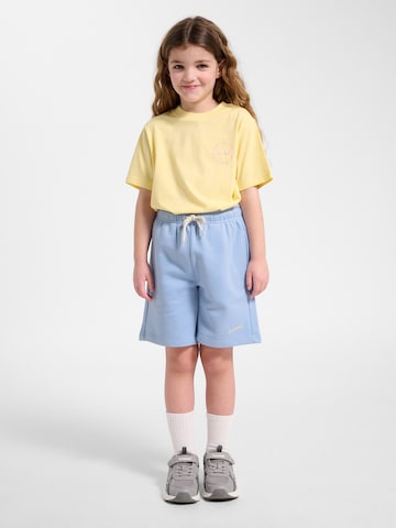 Hummel Regular Shorts in Blau