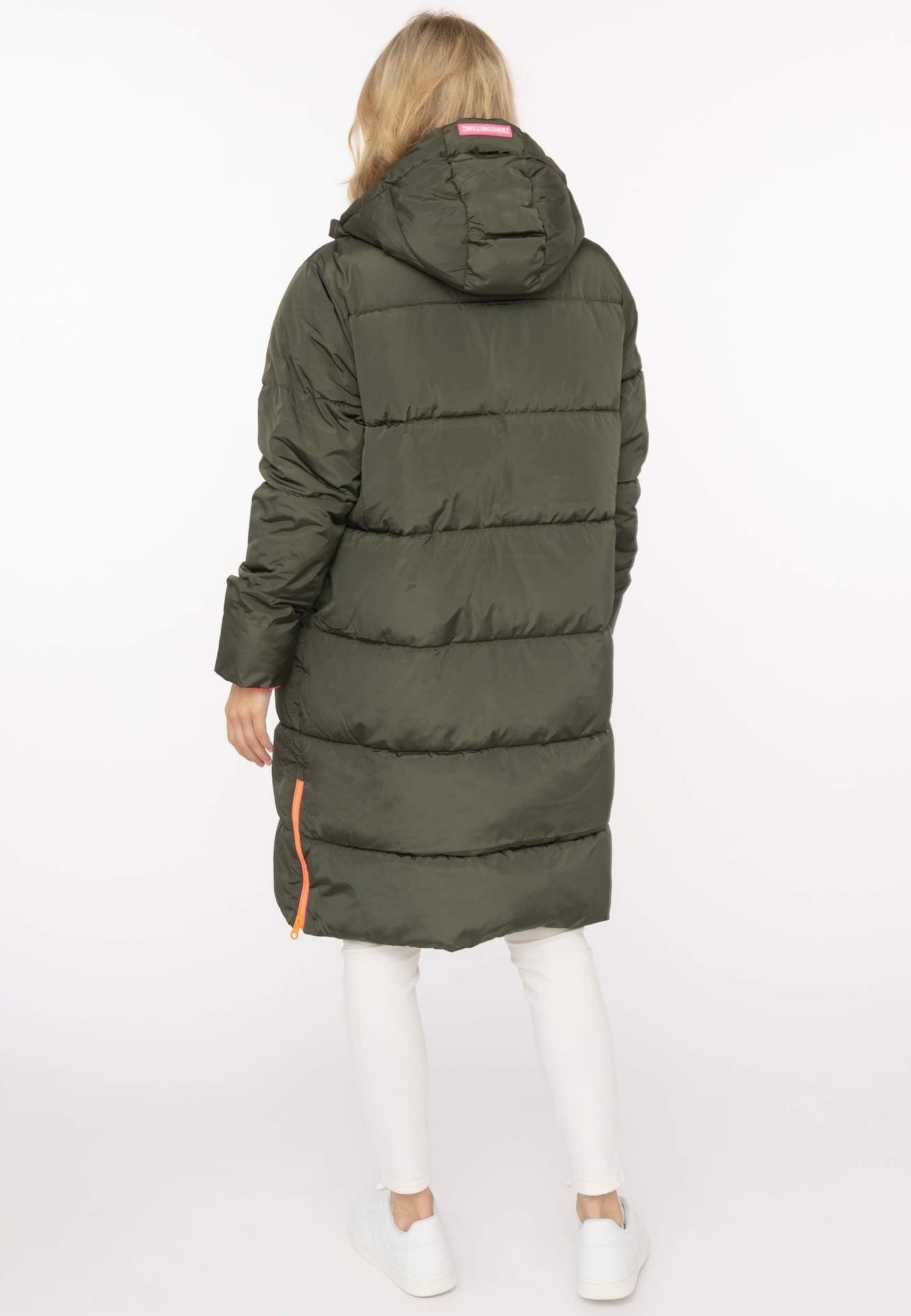 Zwillingsherz Winter coat in Green: back