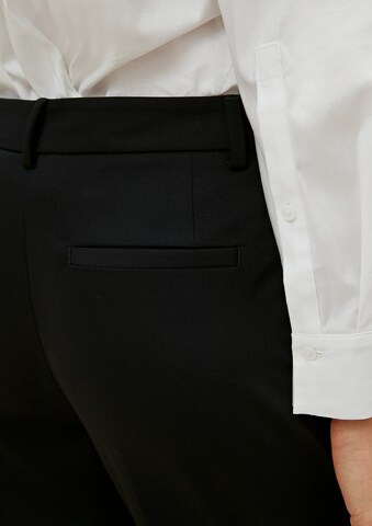 Coupe slim Pantalon chino COMMA en noir