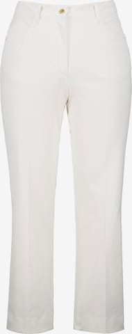 Ulla Popken Regular Pants in White: front