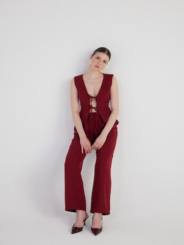 Loosefit Pantalon à pince HOLLY LOLLY en rouge