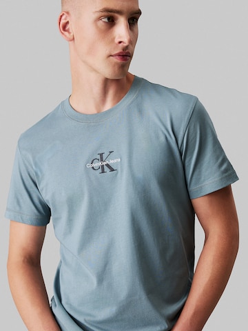 Regular T-Shirt Calvin Klein Jeans en bleu