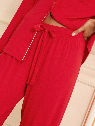 Pigiama di love & roses in rosso