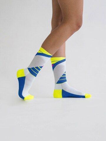 INCYLENCE Athletic Socks 'LADDERS' in Yellow: front