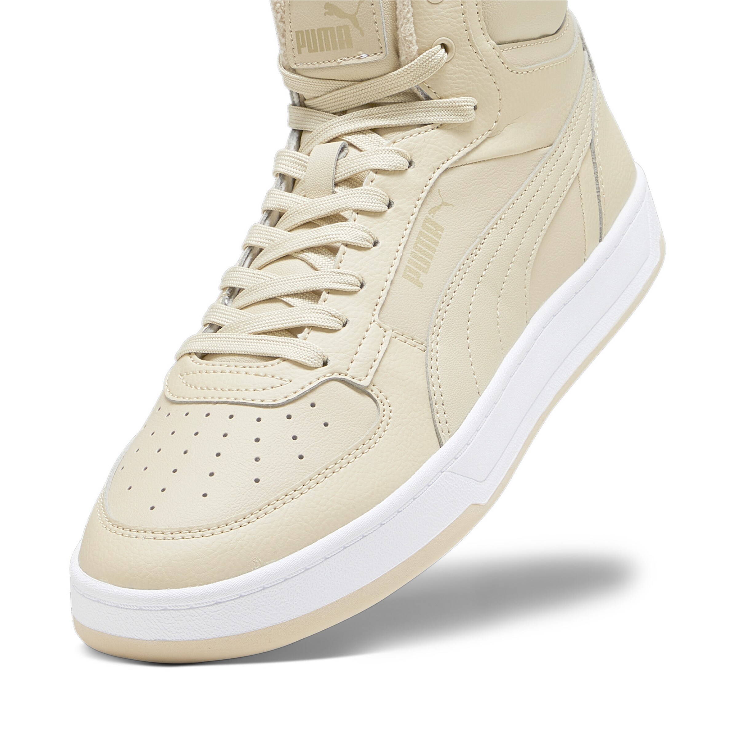 PUMA Sneaker in Beige