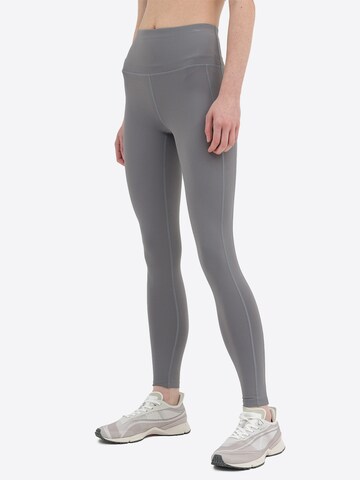 4F Skinny Workout Pants in Grey