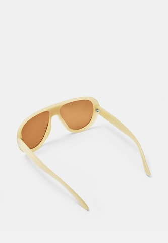 Lunettes de soleil Pull&Bear en jaune