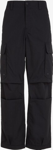 Tommy Jeans Loose fit Cargo Pants 'Aiden' in Black: front