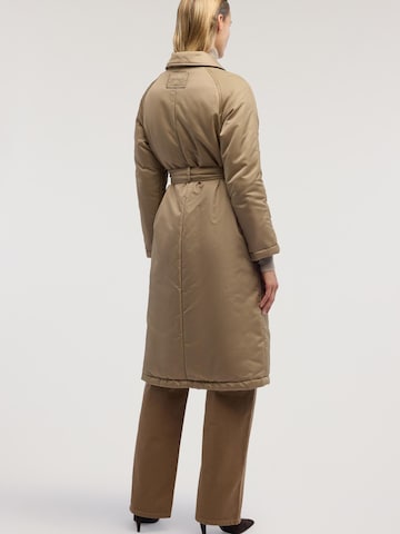 Trussardi - Chaqueta de invierno en beige