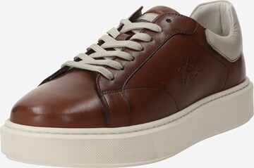 La Martina Sneakers laag in Bruin: voorkant