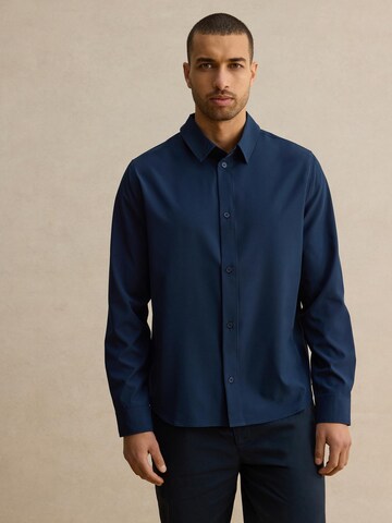 DAN FOX APPAREL Regular fit Overhemd 'Kian' in Blauw: voorkant