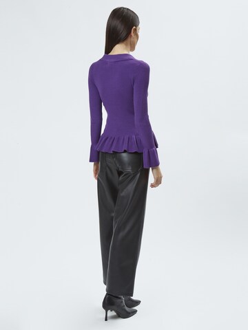 Pullover 'Peplum' di Influencer in lilla
