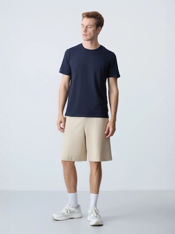 Tommy Life Regular Shorts in Beige: Vorderseite