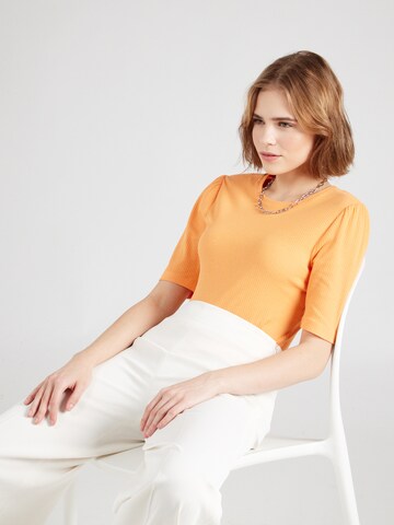 PIECES - Camisa 'Ruka' em laranja: frente