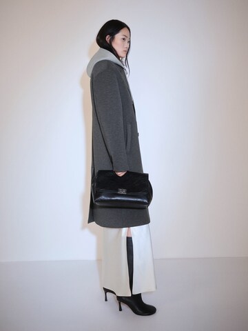 Manteau mi-saison 'Tabe' MANGO en gris