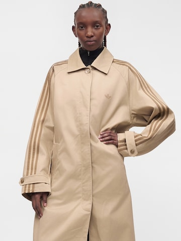 ADIDAS ORIGINALS Välikausitakki 'MAC' värissä vihreä
