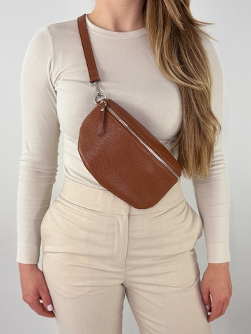 lePelou Fanny Pack 'TONI medium' in Brown