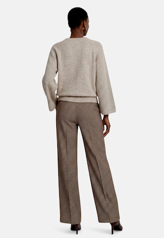 zero Regular Trousers in Beige