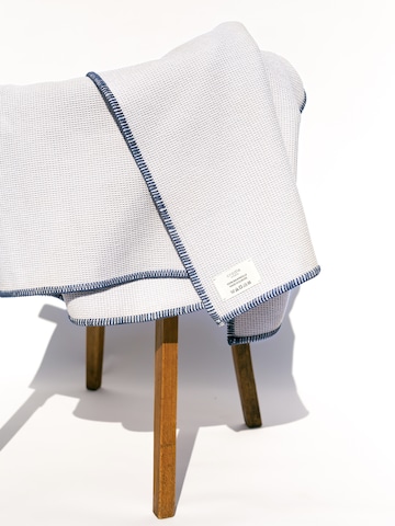 Cradle Studio Blankets 'Day at the Lake Piqué' in Grey