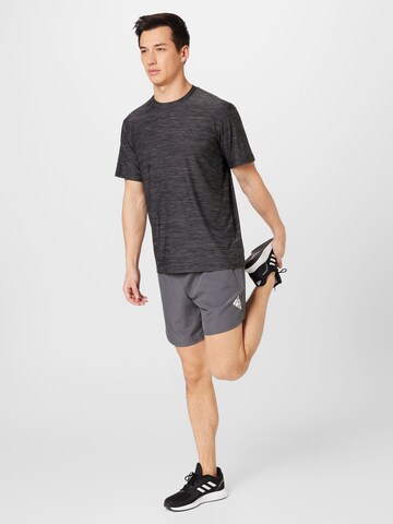 ADIDAS PERFORMANCE - Camiseta funcional 'Essentials' en negro