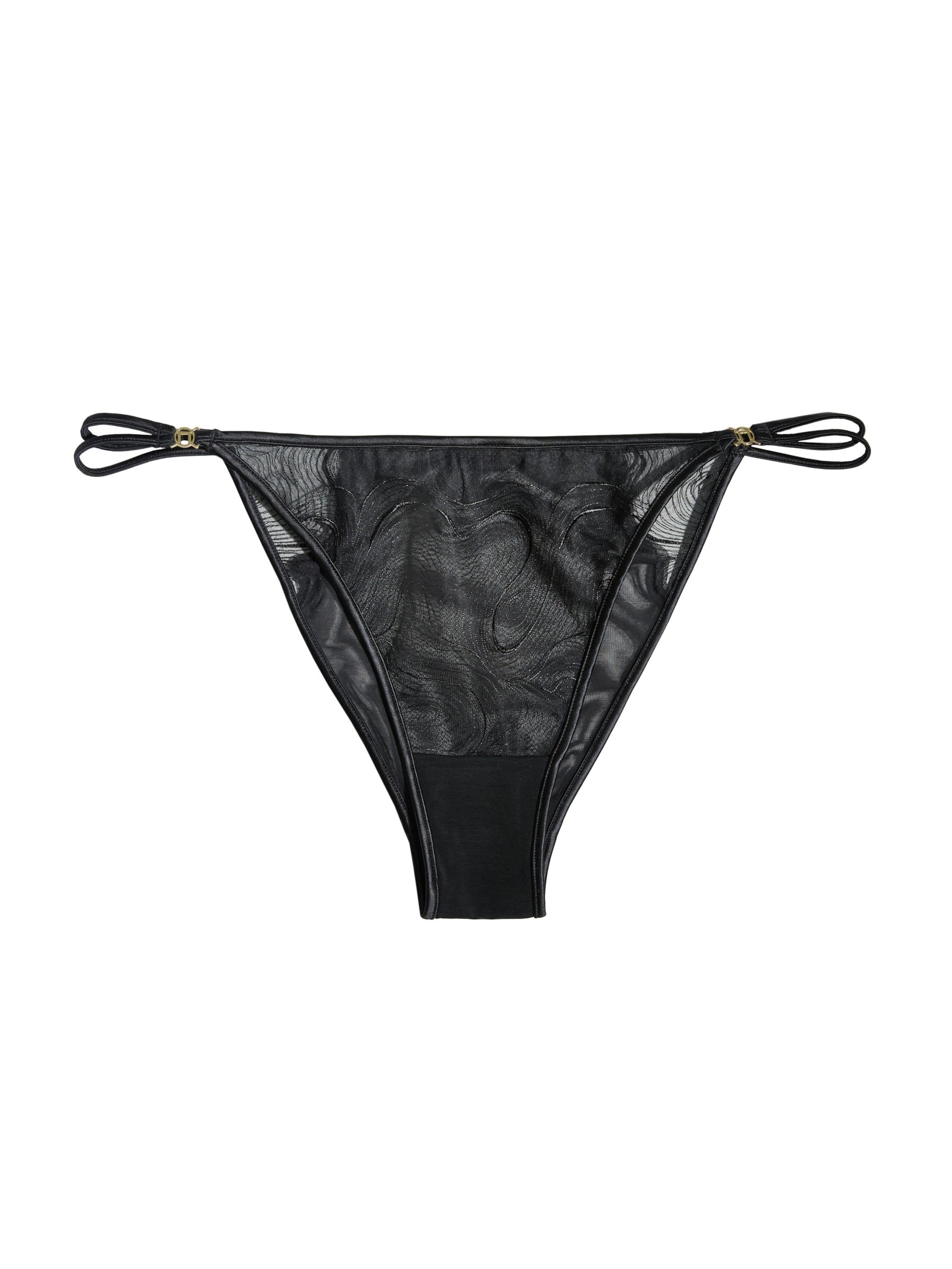 Next Стринг в черно: отпред