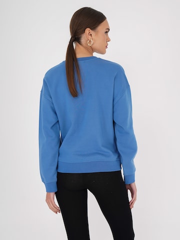 FRESHLIONS Sweatshirt ' DARLIN ' in Blauw