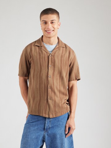Regular fit Camicia 'ONSROBERT' di Only & Sons in marrone: frontale