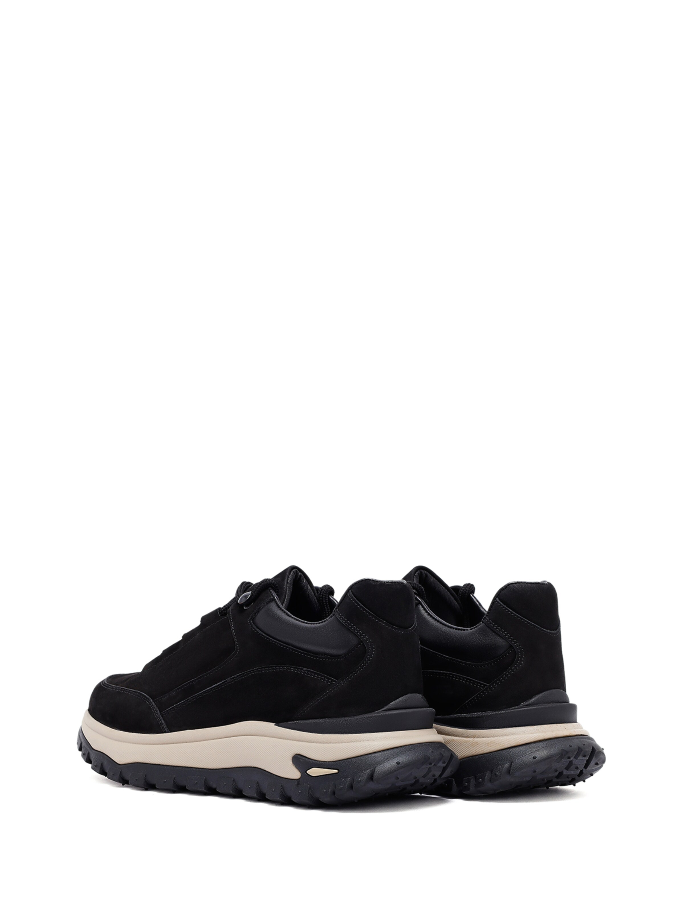 Sneaker bassa di Derimod in nero