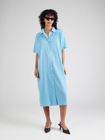 MADS NORGAARD COPENHAGEN Платье-рубашка 'Canaria' в Синий: спереди