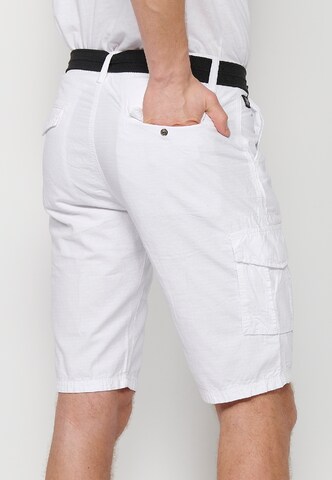 KOROSHI Regular Shorts in Weiß